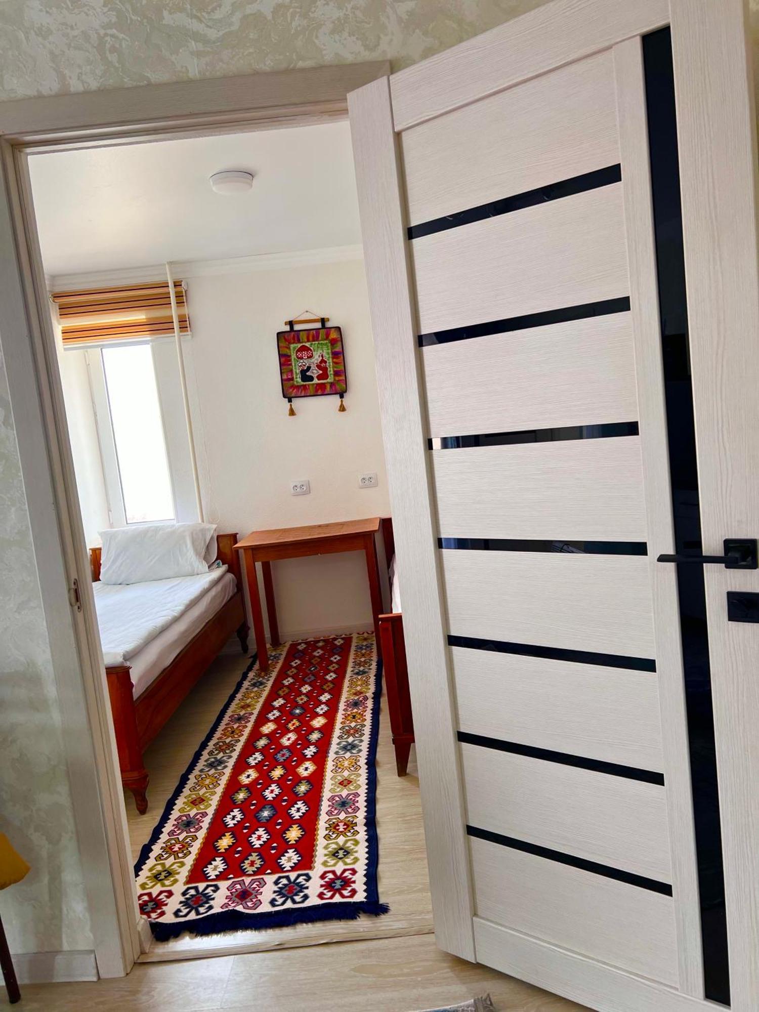 Tumar Guest House ナルイン エクステリア 写真