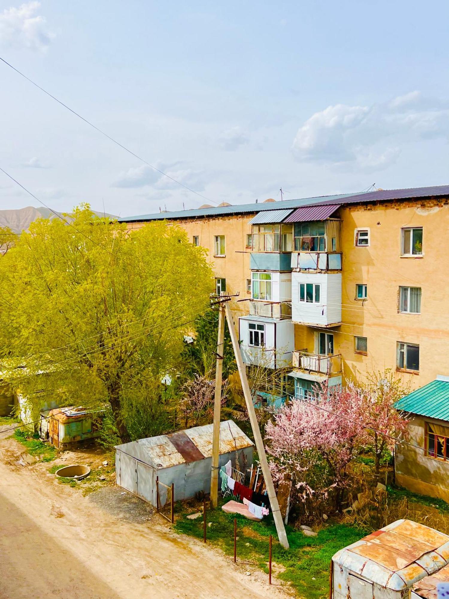 Tumar Guest House ナルイン エクステリア 写真