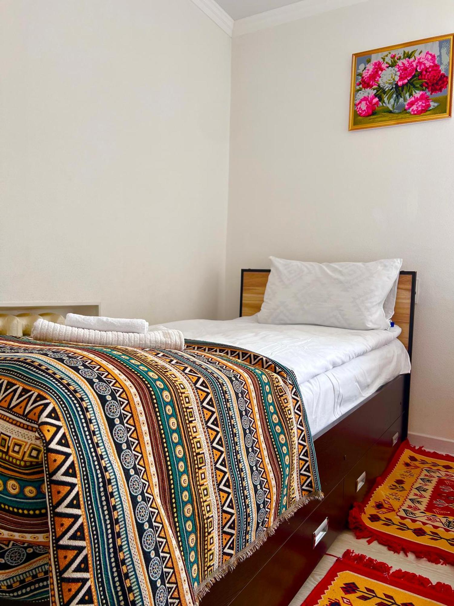 Tumar Guest House ナルイン エクステリア 写真